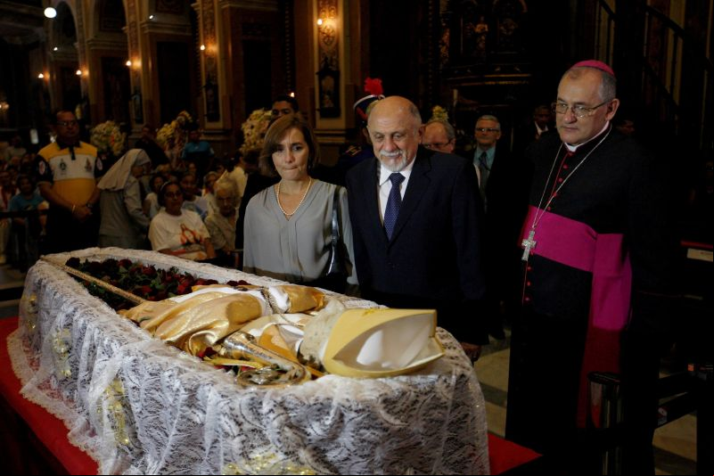 notícia: Governador e primeira-dama se despedem do arcebispo Dom Vicente Zico