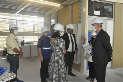 notícia: Gestores e equipe técnica da Sespa entregam equipamentos em visita às obras da Usina da Paz, no Icuí